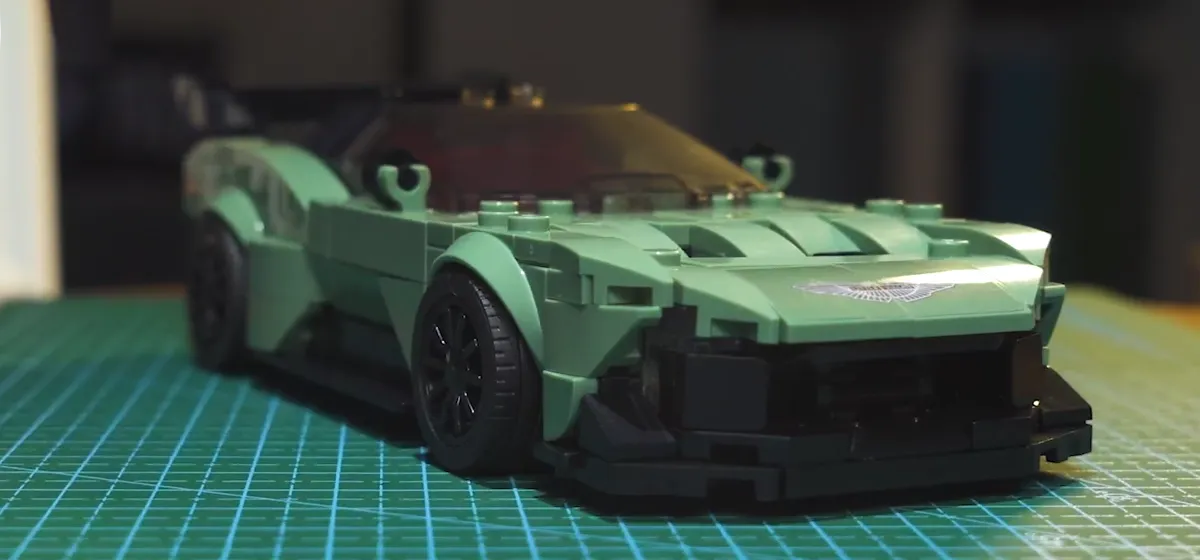 لگو مولدکینگ 27009 ماشین مینیاتوری Aston Martin vulcan